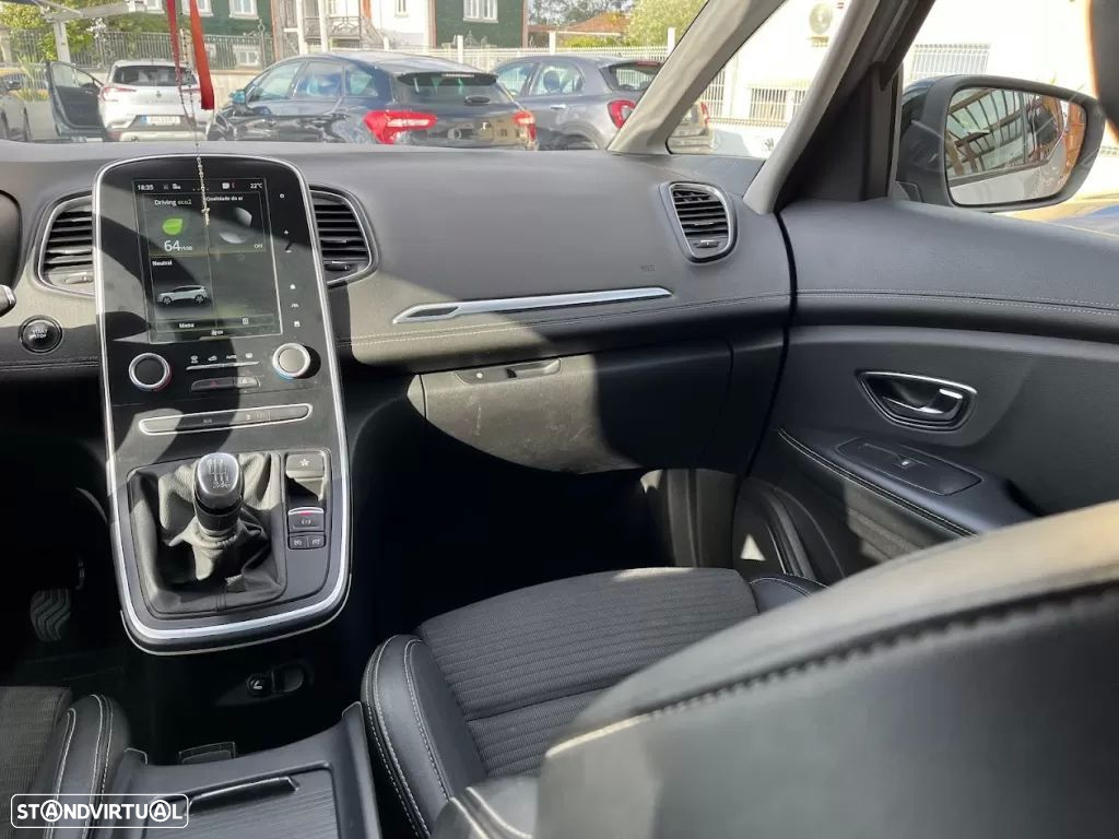 Renault Grand Scénic 1.5 dCi Intens Hybrid Assist SS - 13