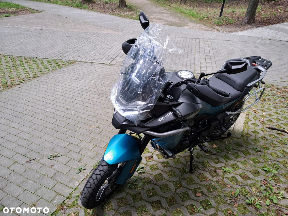 CFMoto MT - 6