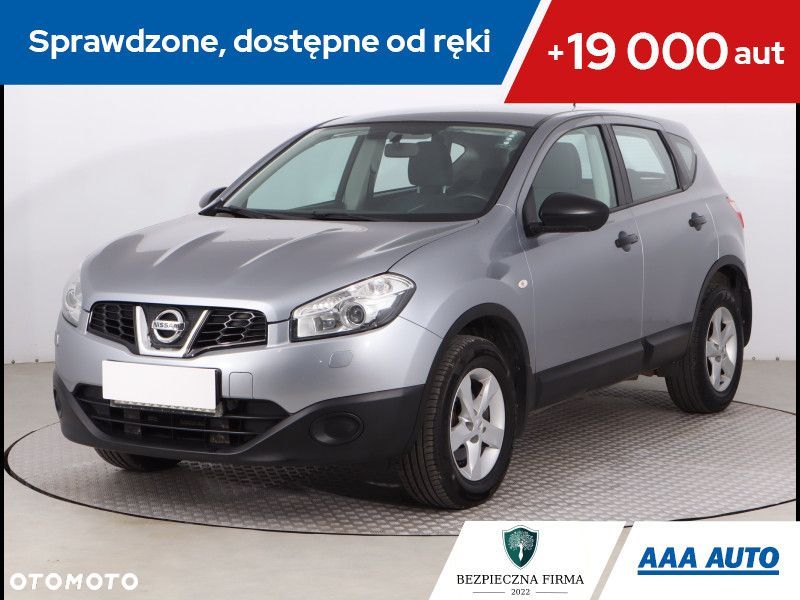 Nissan Qashqai - 1