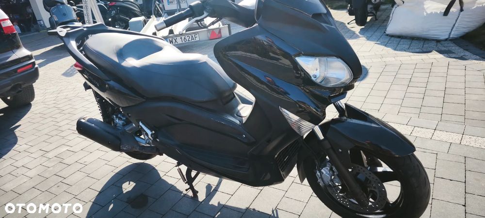 Yamaha X-max - 14
