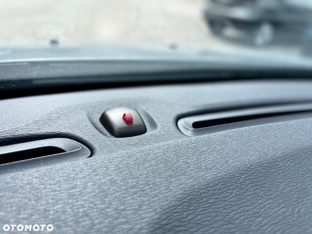 Volvo V40 D2 Inscription - 20