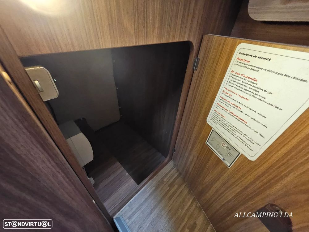 Carado T 448 CAMA GÉMEA + CAMA BASCULANTE - 47