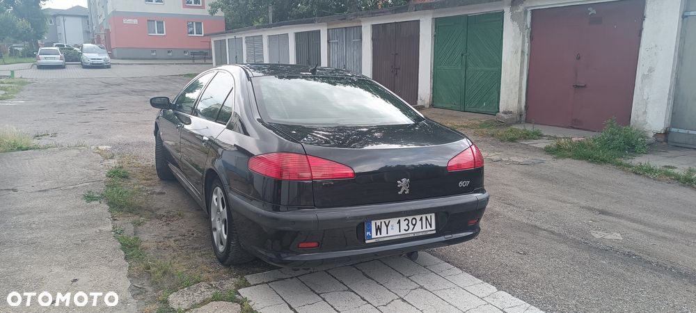 Peugeot 607 - 4