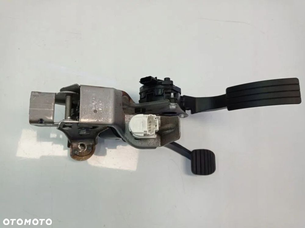 RENAULT CLIO IV LIFT 1.5 DCI PEDAŁ GAZU HAMULCA 465013423R - 3