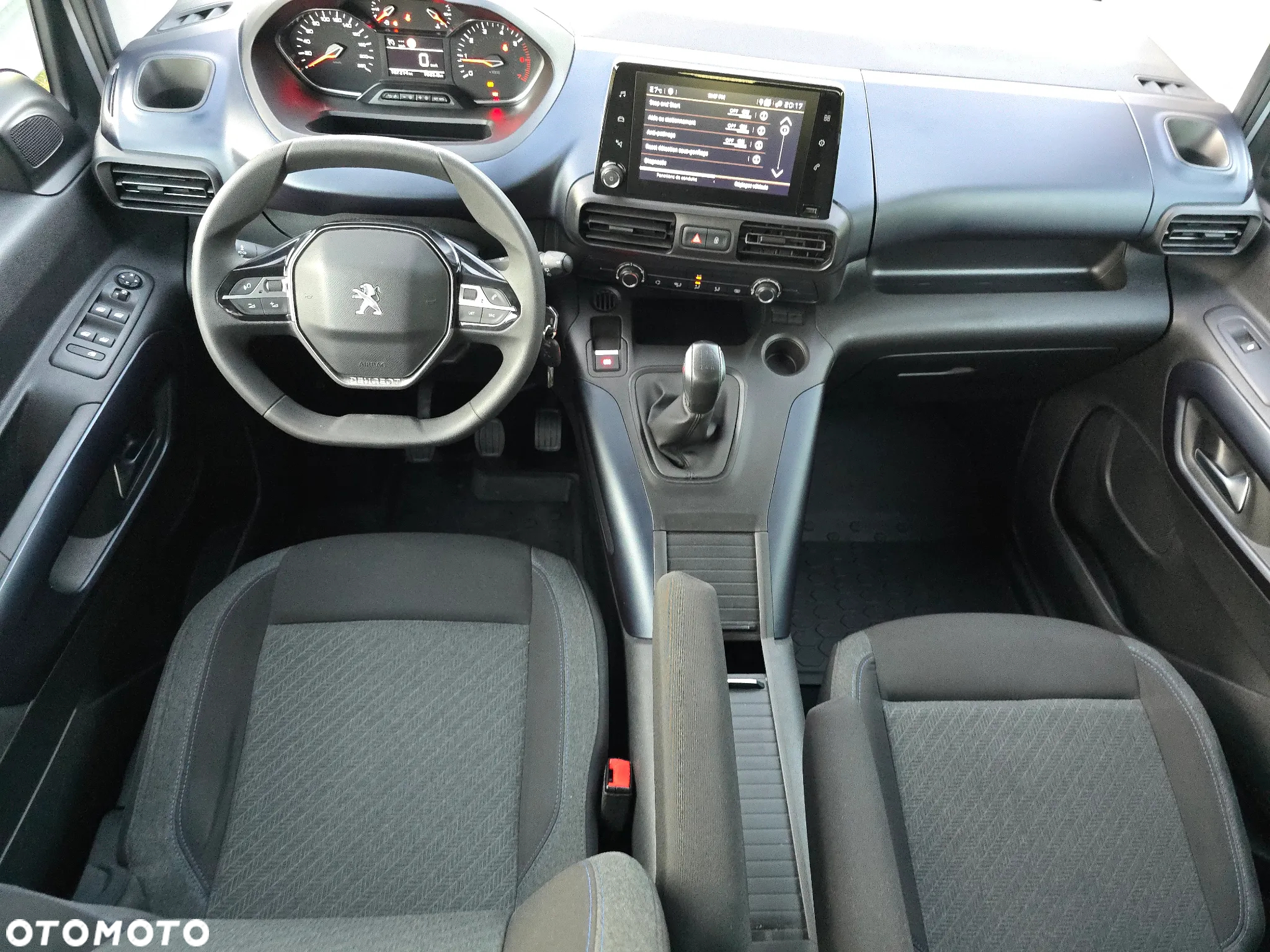 Peugeot Rifter BlueHDI 100 L1 Allure - 25