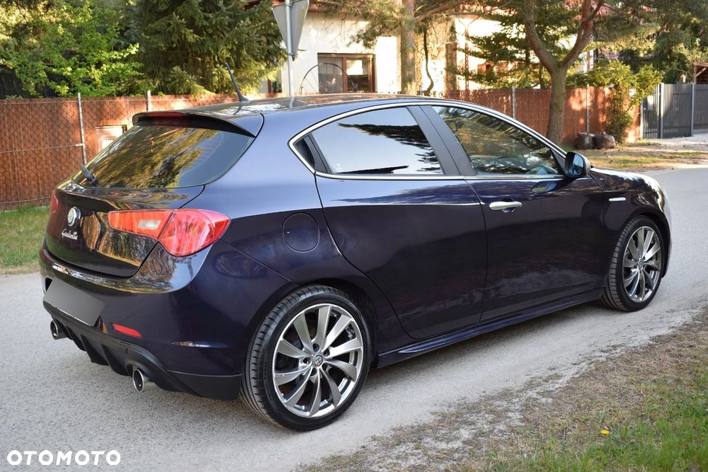 Alfa Romeo Giulietta 2.0 JTDM Distinctive - 3