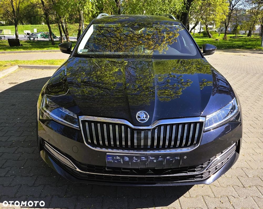 Skoda Superb 2.0 TDI SCR L&K DSG - 8