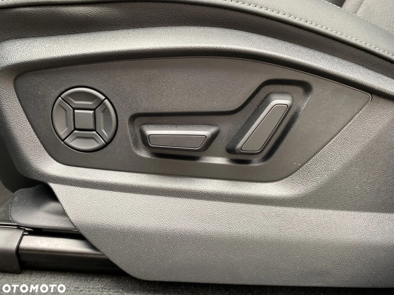 Audi Q7 - 10