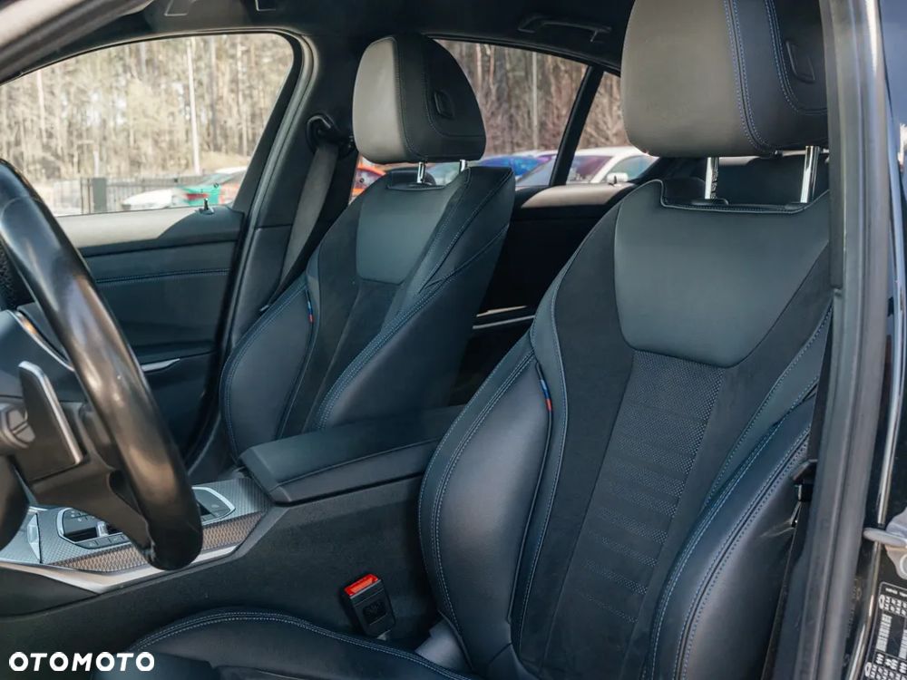 BMW Seria 3 318i Sport - 9