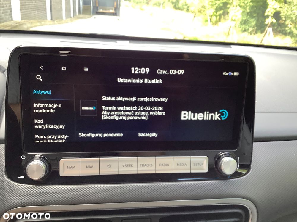 Hyundai Kona 64kWh Executive - 31