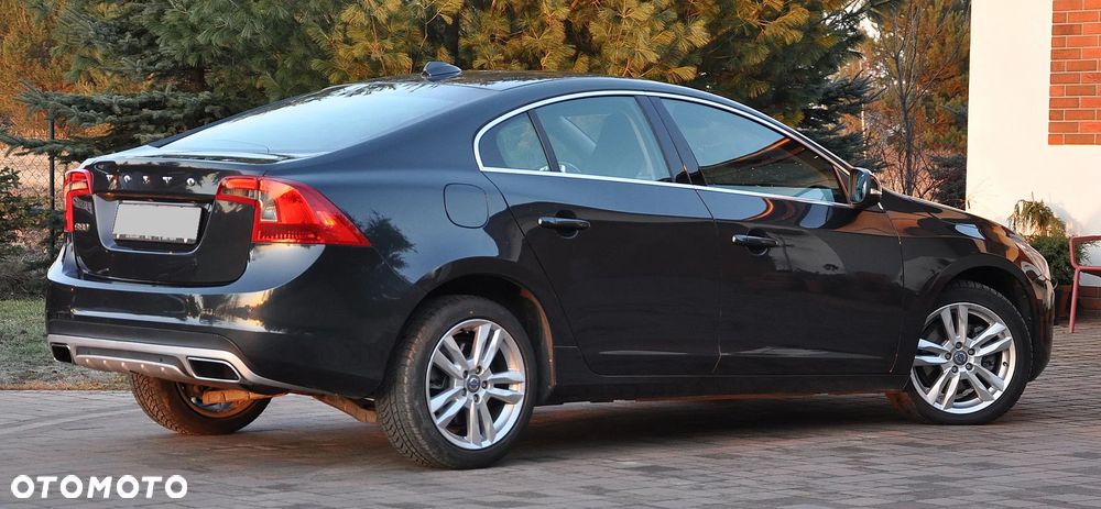 Volvo S60 D4 Geartronic - 16