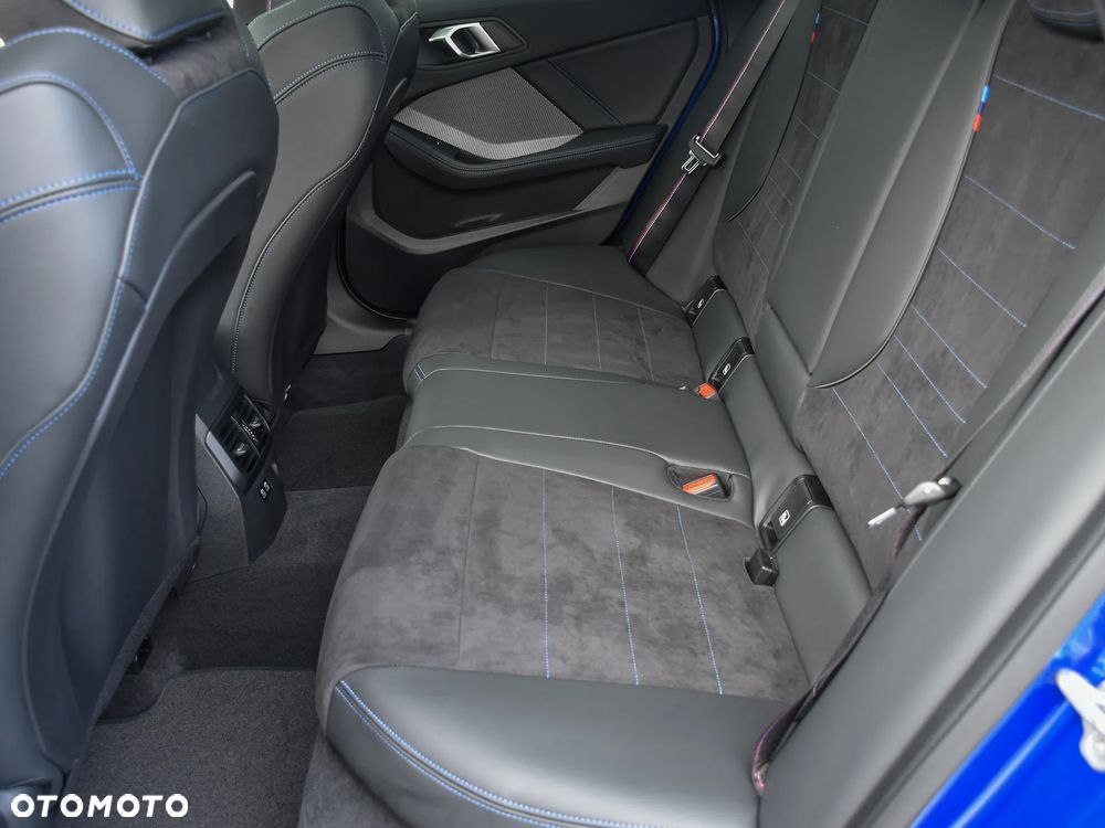 BMW Seria 2 220i - 24
