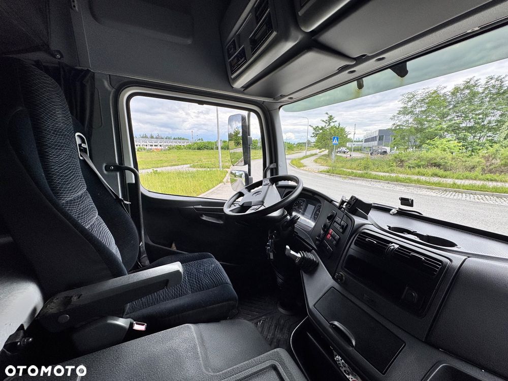 Mercedes-Benz Atego 821 - 24