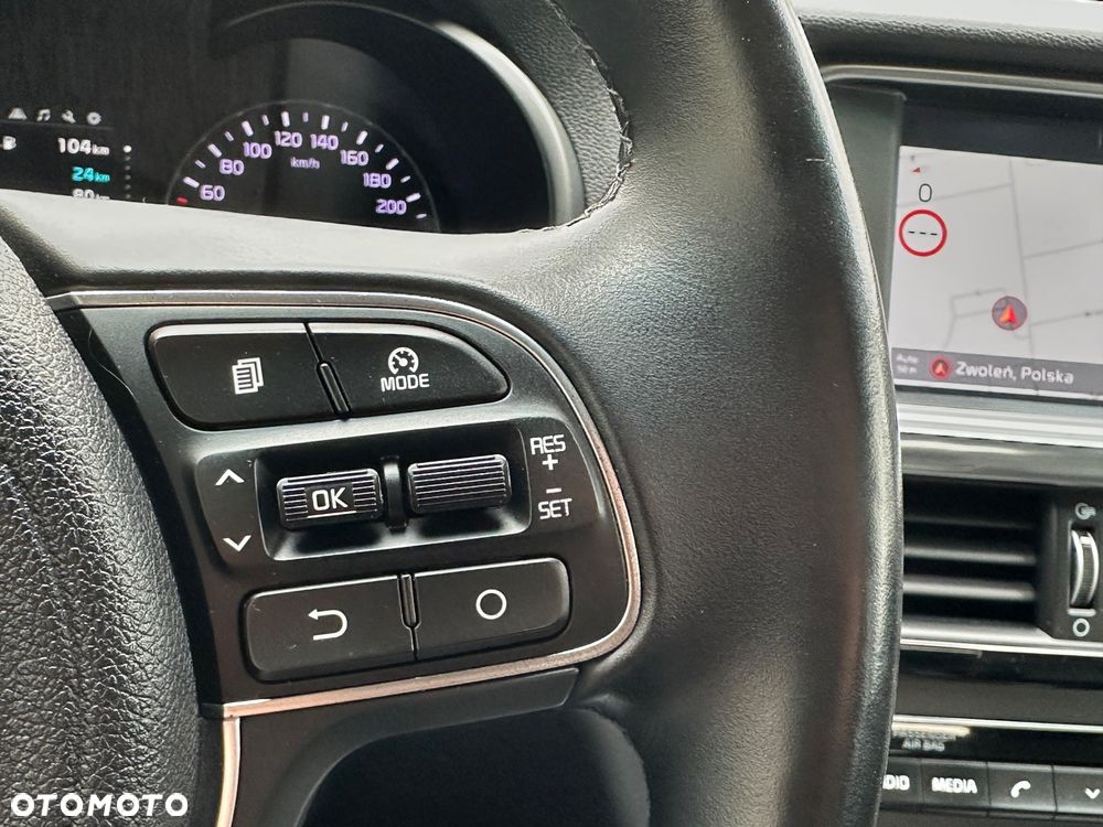 Kia Optima Sportagon 2.0 GDI Attract - 32