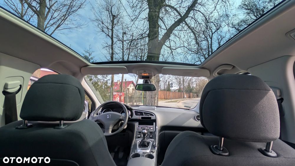 Peugeot 3008 HDi 115 Allure - 12