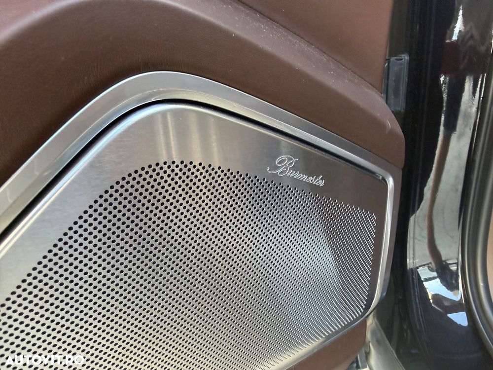 Porsche Cayenne - 21