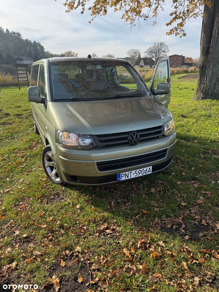 Volkswagen Multivan - 1