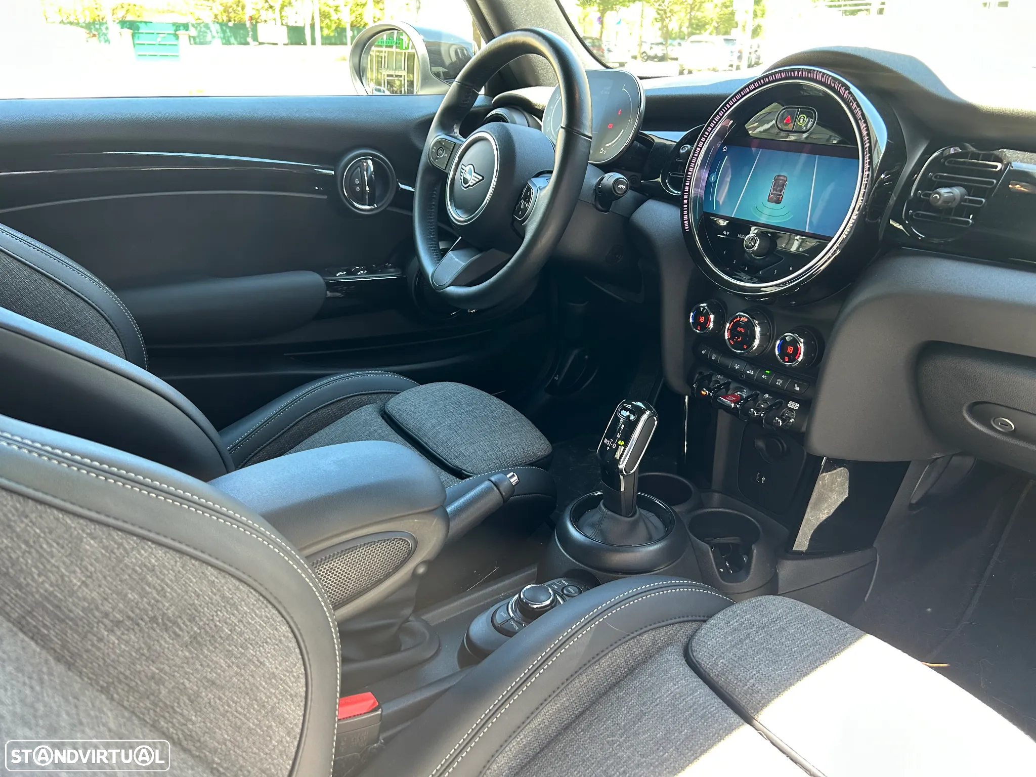MINI Cabrio Cooper Classic Auto - 5