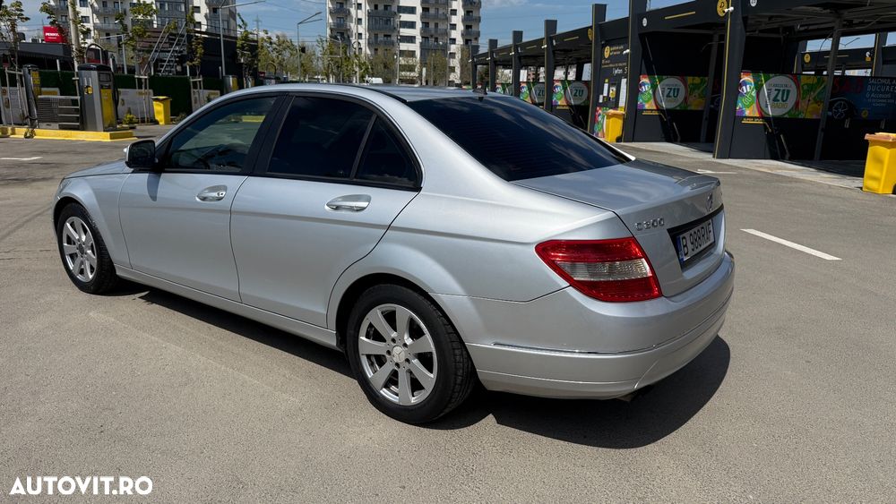 Mercedes-Benz C 200 CDI - 11