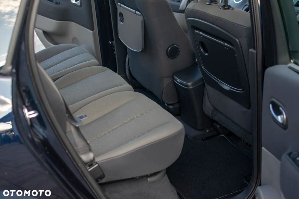 Renault Scenic - 31