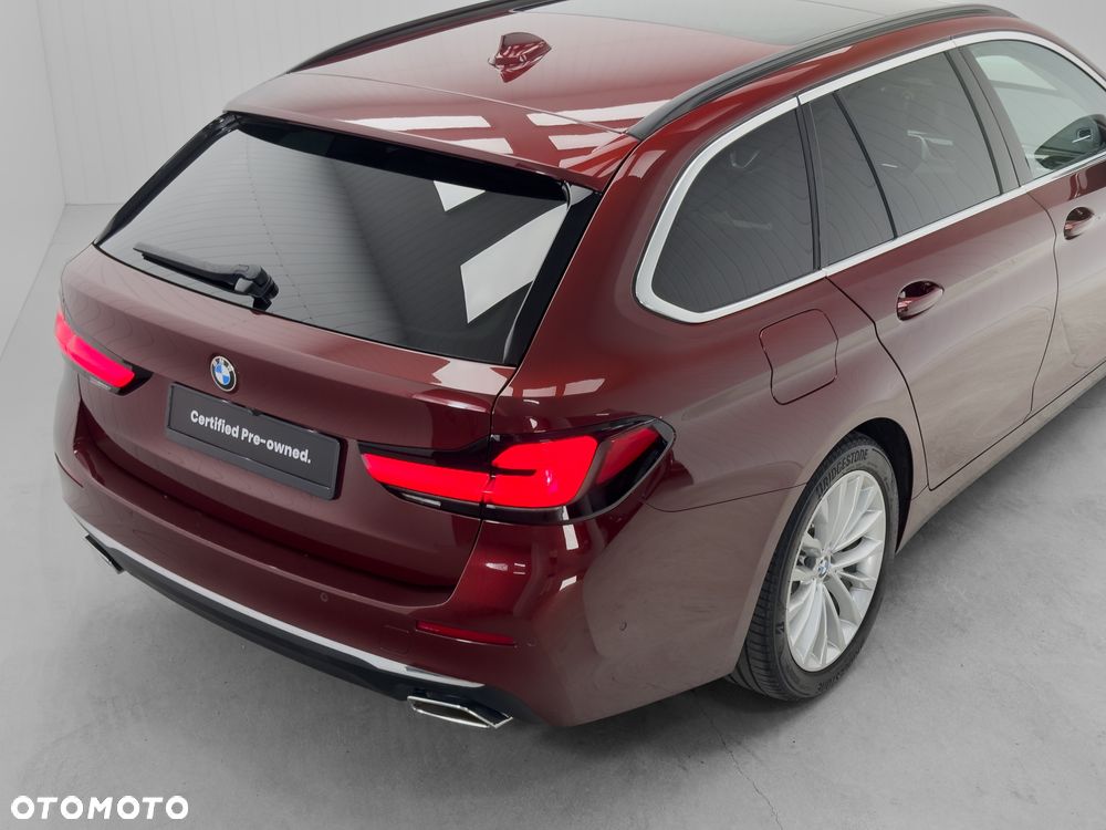 BMW Seria 5 520d xDrive Touring Luxury Line - 3