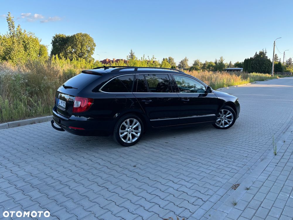 Skoda Superb 2.0 TDI Active - 10