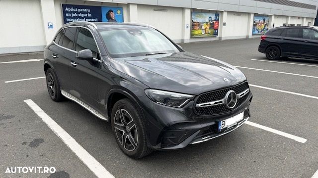 Mercedes-Benz GLC 300 e 4Matic 9G-TRONIC AMG Line Advanced - 2