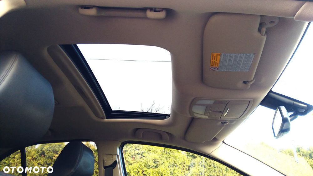 Suzuki Kizashi 2.4 4x4 CVT Sport - 15