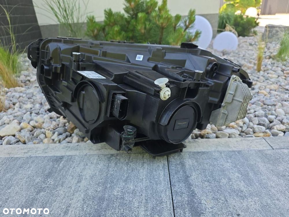 MERCEDES EQA EQB 243 Lampa prawa przód Full Led Performance A2439069000KZ - 10