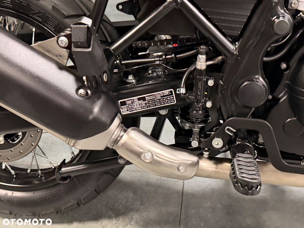 Royal Enfield Himalayan - 16