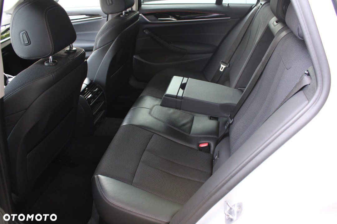 BMW Seria 5 - 10