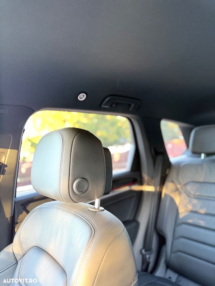 Volkswagen Touareg V6 TDI 4MOTION Elegance - 7