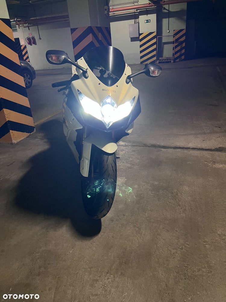 Suzuki GSX-R - 13