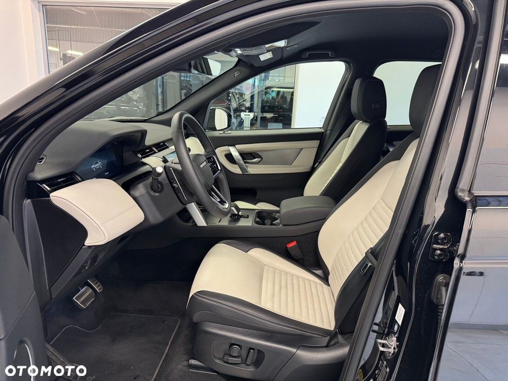 Land Rover Discovery Sport - 9