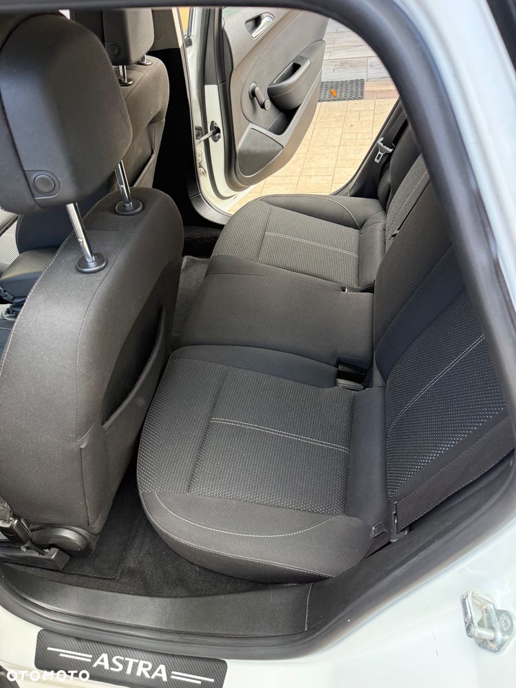 Opel Astra - 21