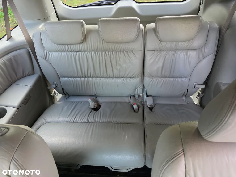 Honda Odyssey 3.5 LX - 11