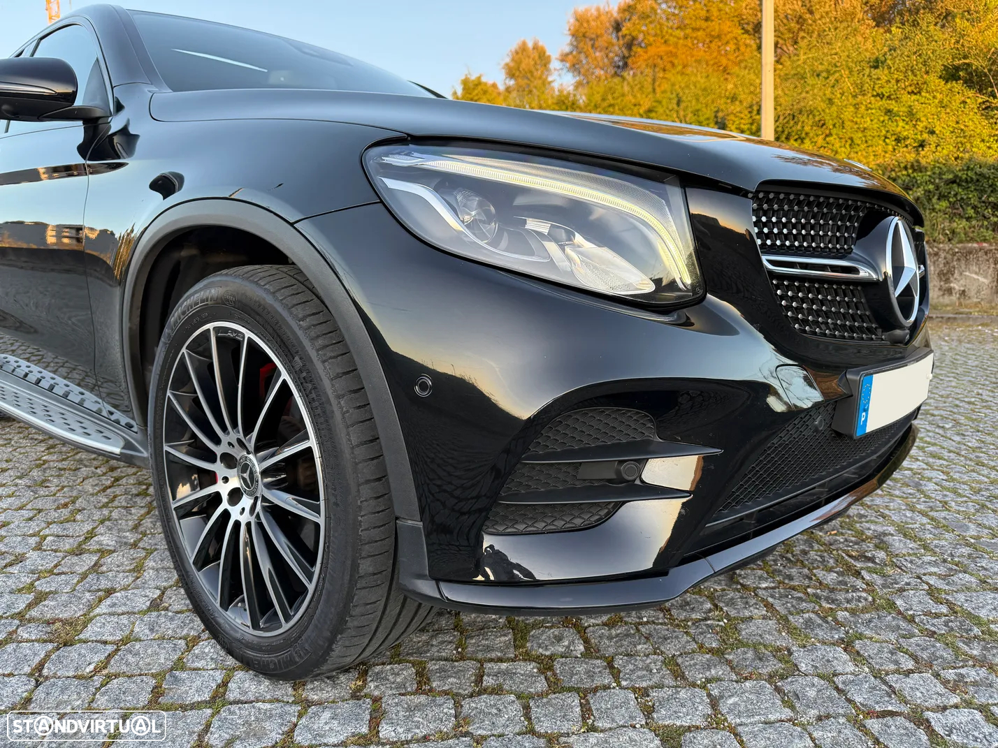 Mercedes-Benz GLC 250 d Coupe 4Matic 9G-TRONIC AMG Line - 11