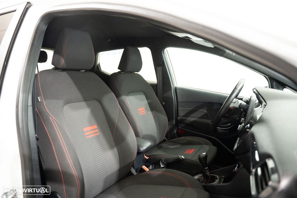 Ford Fiesta 1.0 EcoBoost ST-Line X - 20
