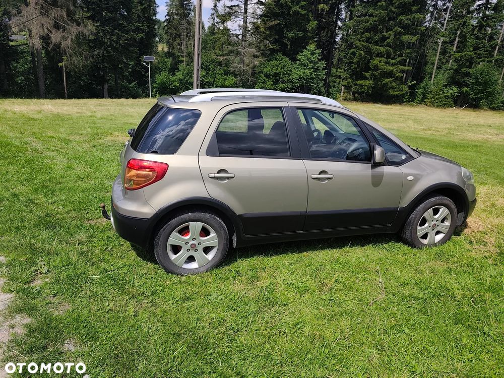 Fiat Sedici 1.6 16V 4x4 Luxury - 1