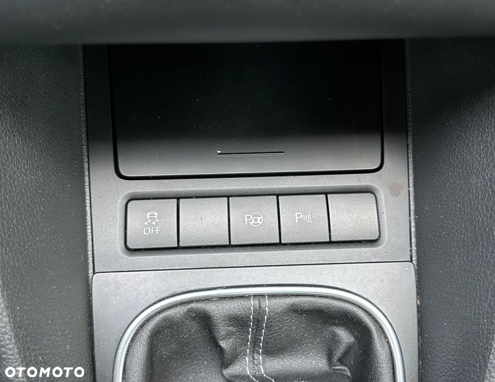 Volkswagen Golf - 11