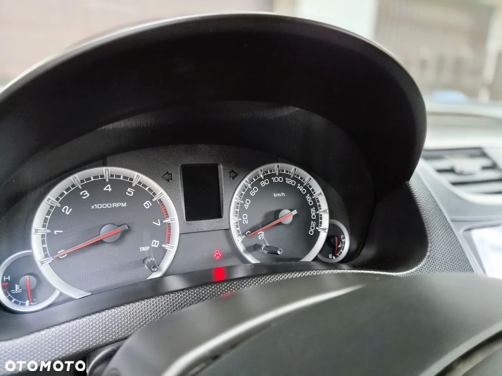Suzuki Swift - 21