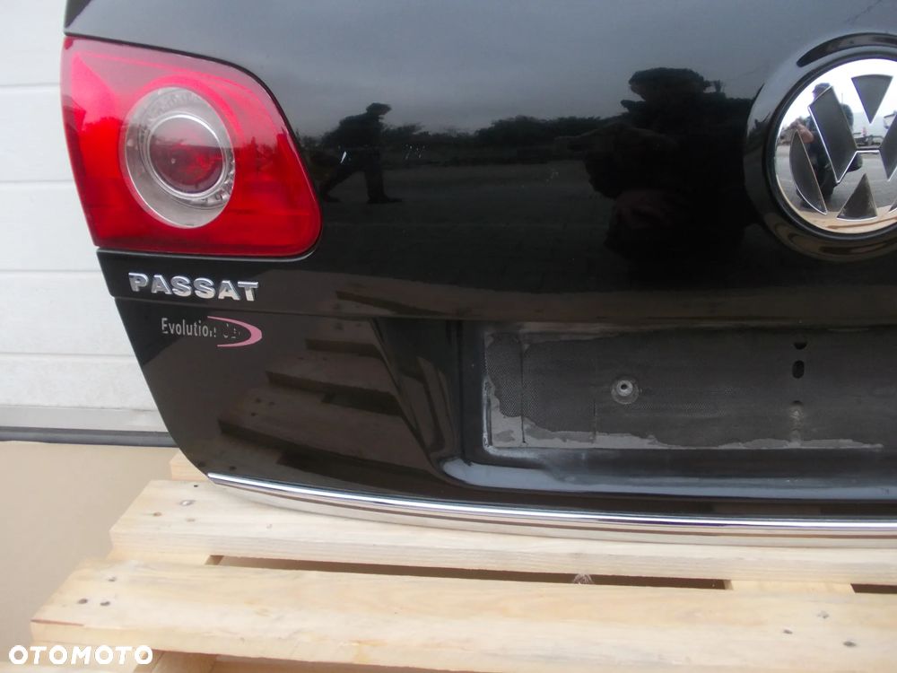 Klapa bagażnika tył VW Passat B6 kombi - 8