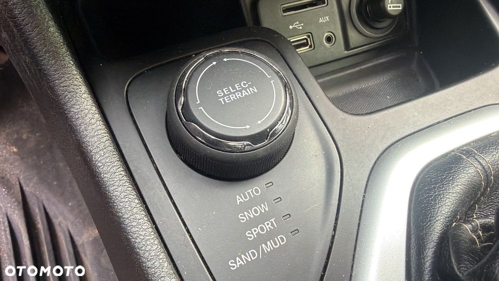 Jeep Cherokee 2.2 Multijet Active Drive I Automatik Night Eagle - 28