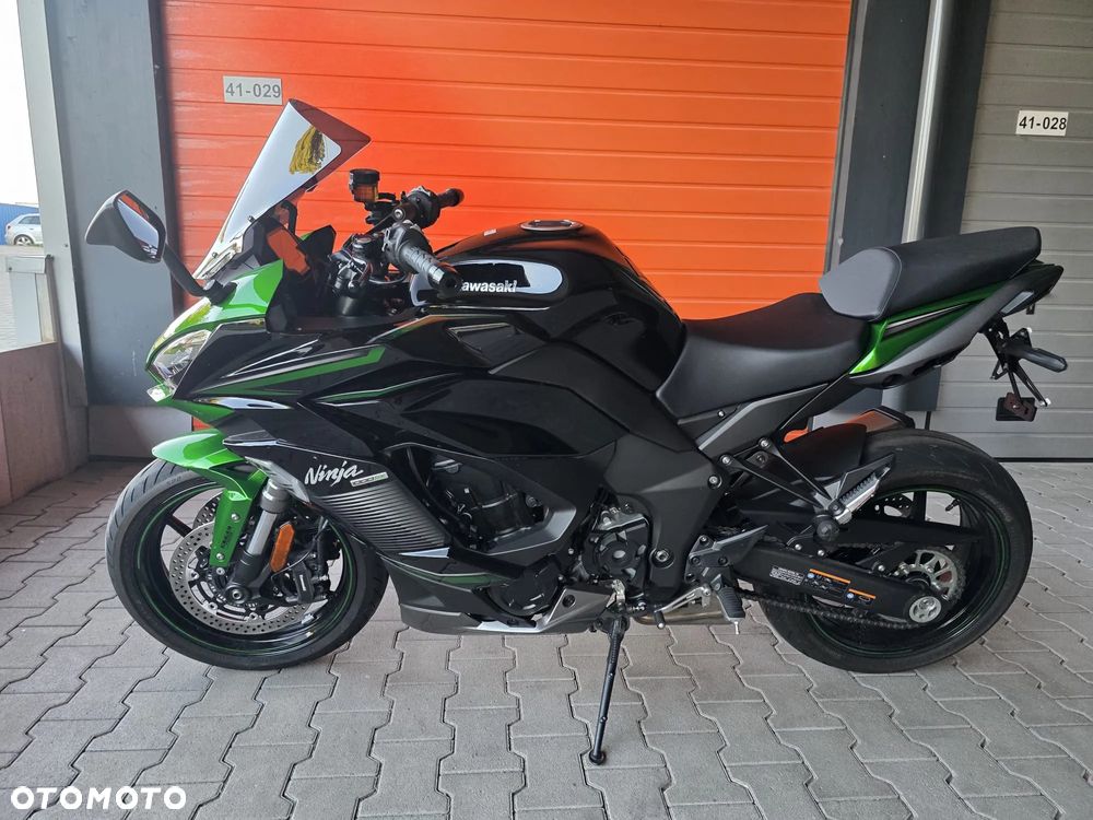 Kawasaki Ninja 1000 SX - 3