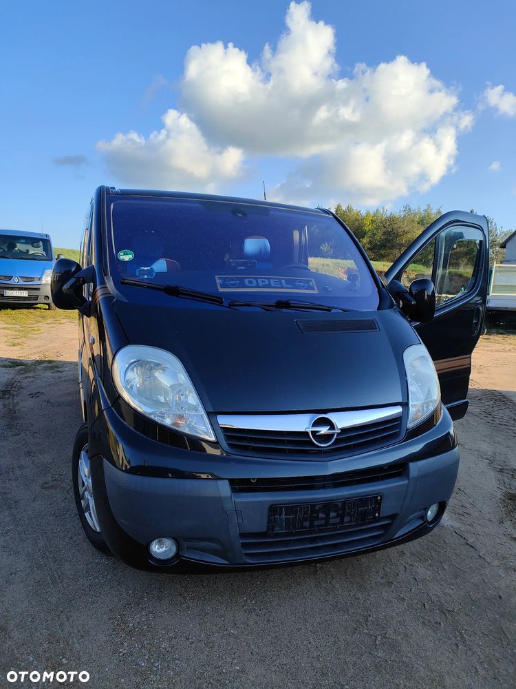 Opel Vivaro - 2