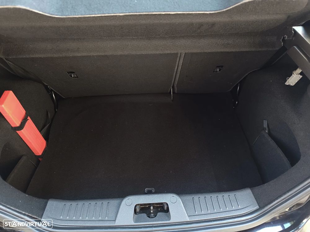 Ford Fiesta 1.5 TDCi Titanium - 31