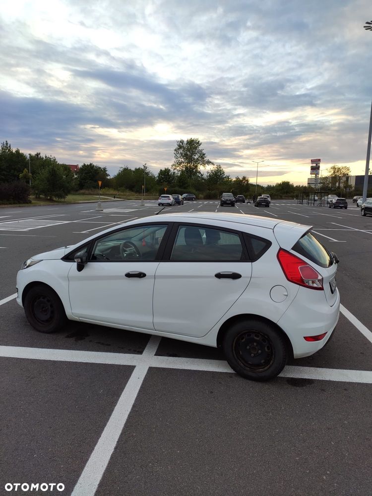 Ford Fiesta - 3