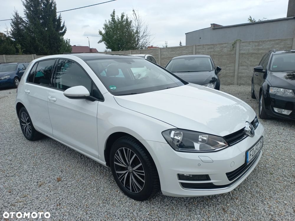 Volkswagen Golf 1.4 TSI BlueMotion Technology Allstar - 4