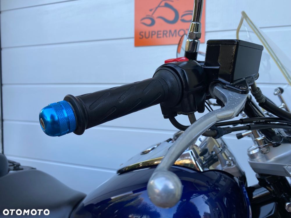 Suzuki Intruder - 35