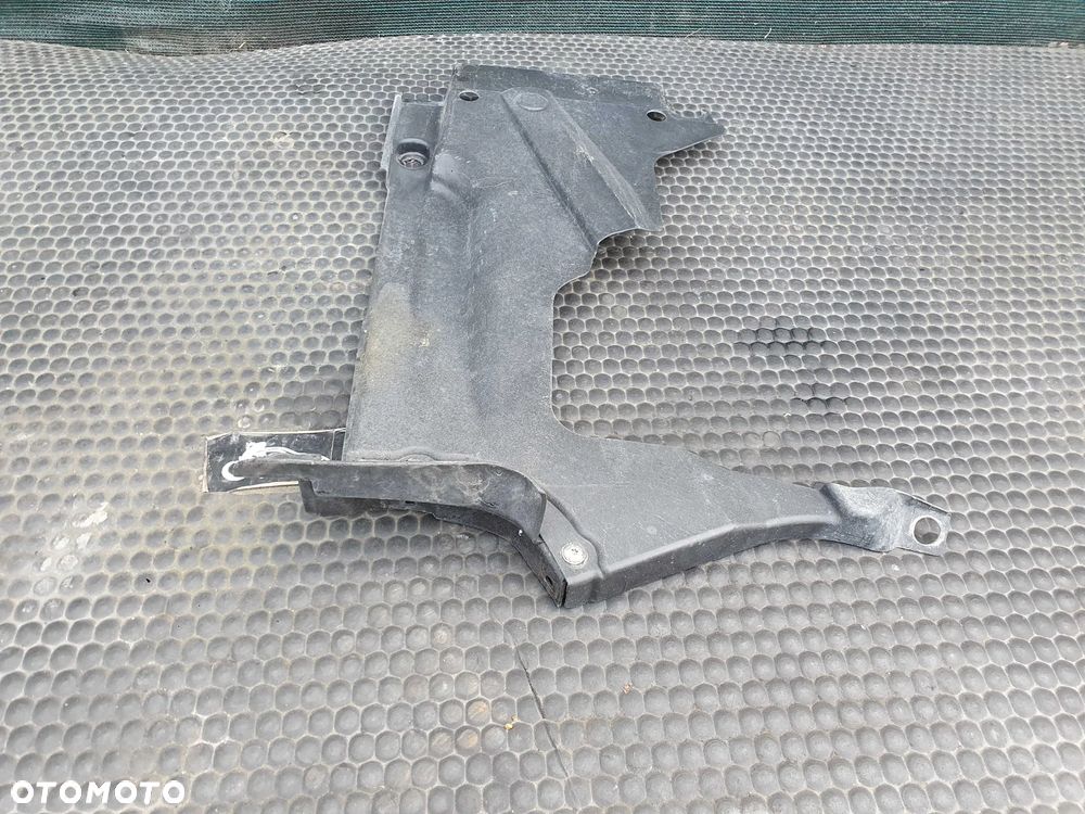 Osłona 8E0825216C Plastik Podwozia Podłogi Przeciwbłotna Prawa Tyl Tylna Quattro 4x4 Audi A4 B6 B7 Sedan Kombi - 11